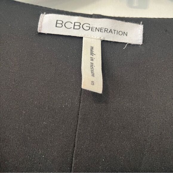 BCBG Generation Silver Black Sheen Long Sleeve Short Dress Small - Picture 2 of 10